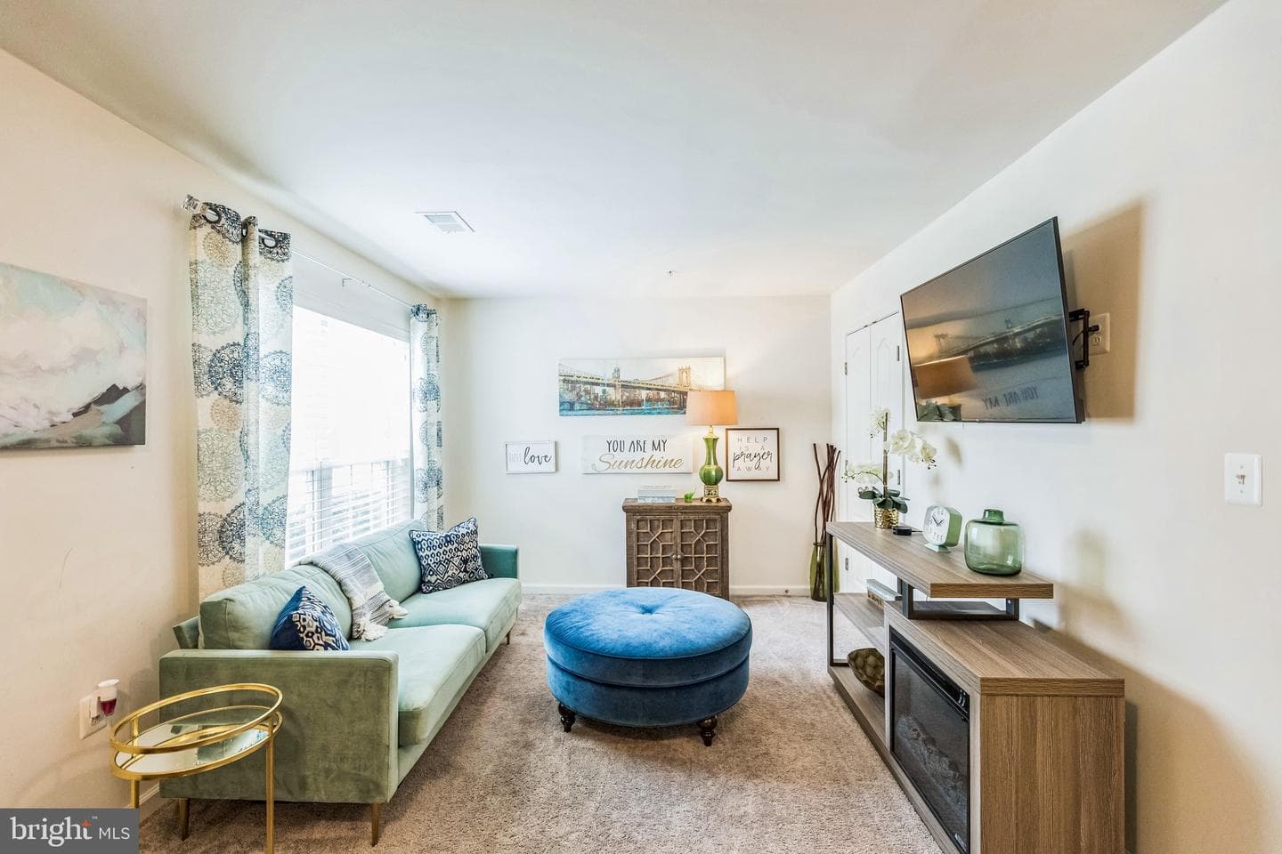 10610 Eastland Circle photo 14