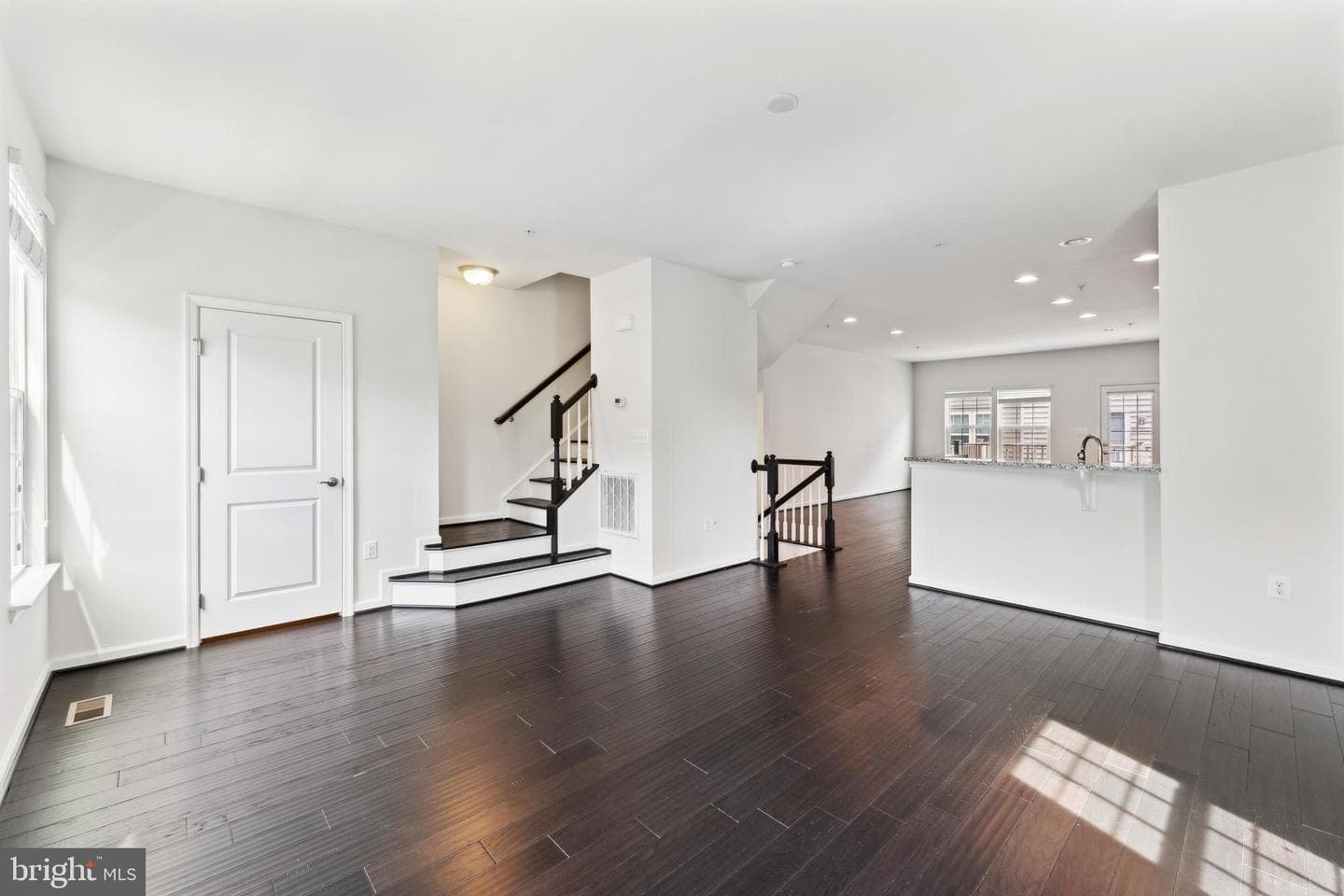 5310 Smiths Cove Lane photo 7