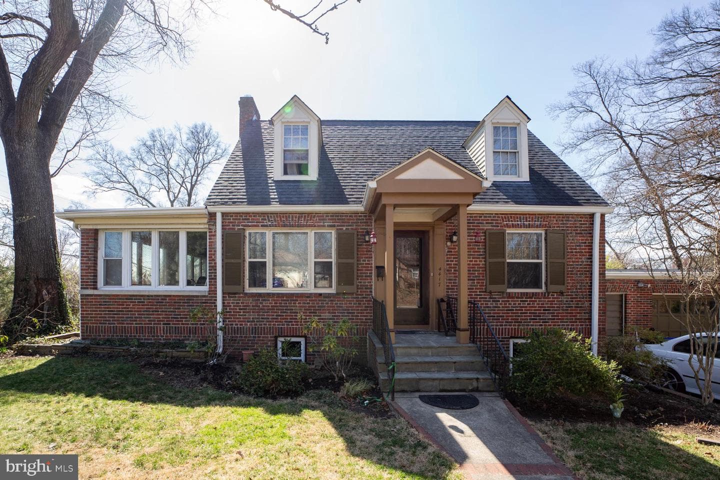 4417 Van Buren Street photo 1