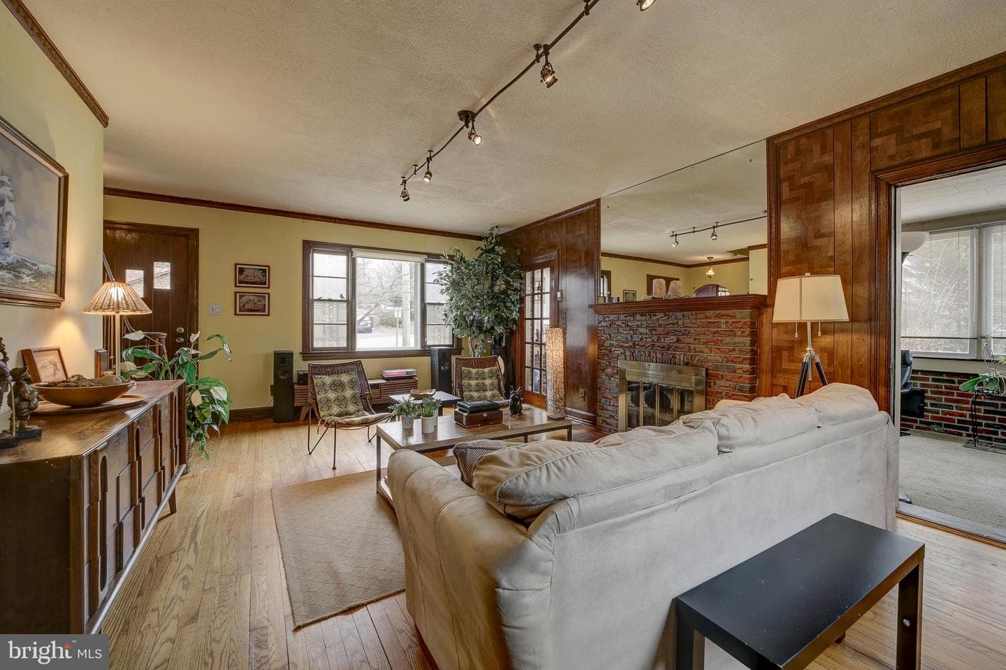 4417 Van Buren Street photo 2