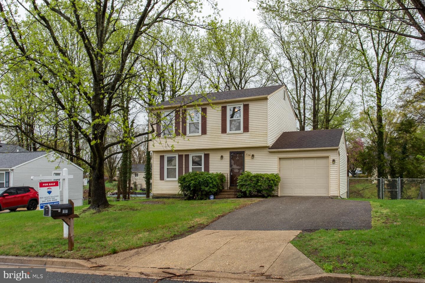 816 Avis Drive photo 2