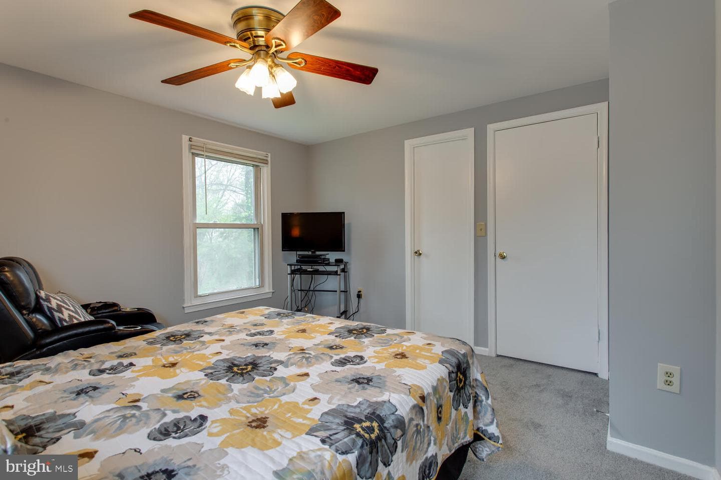 816 Avis Drive photo 27
