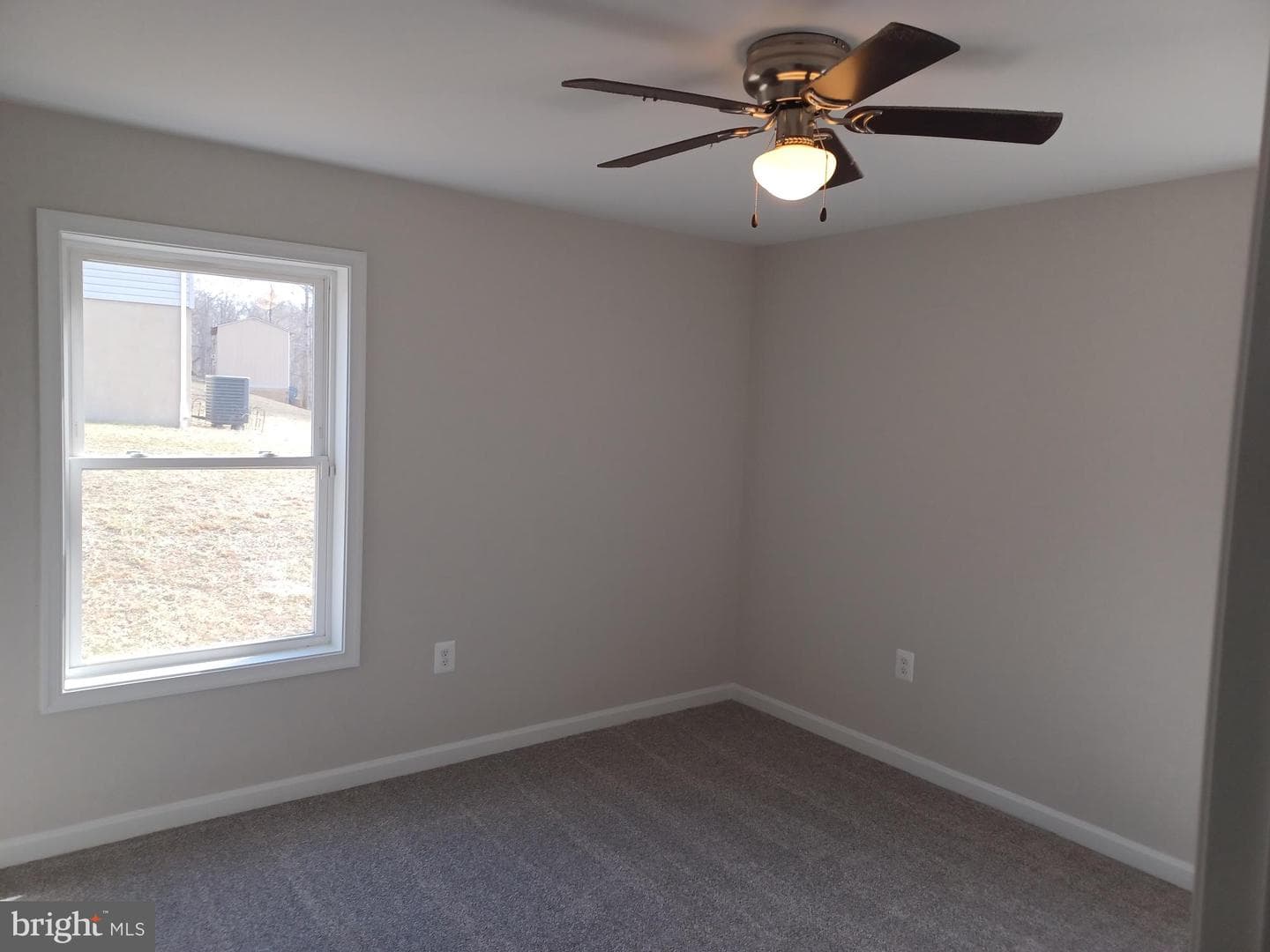 15205 Peerless Avenue photo 16