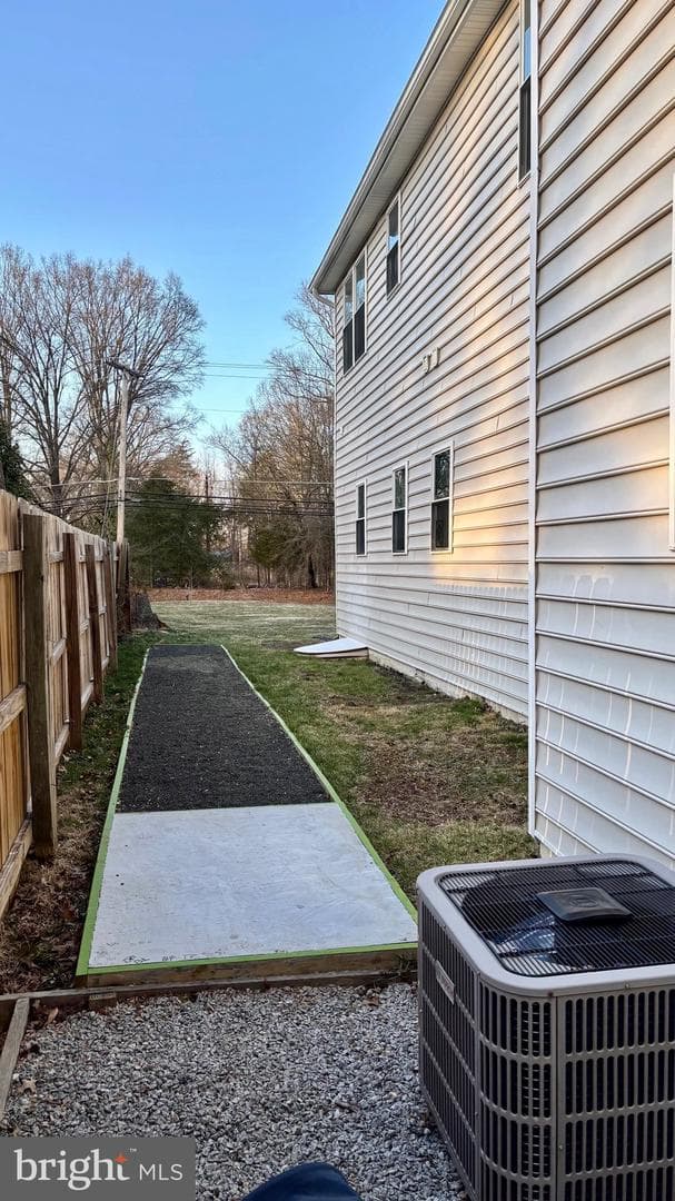 142 Farmington Road W photo 16