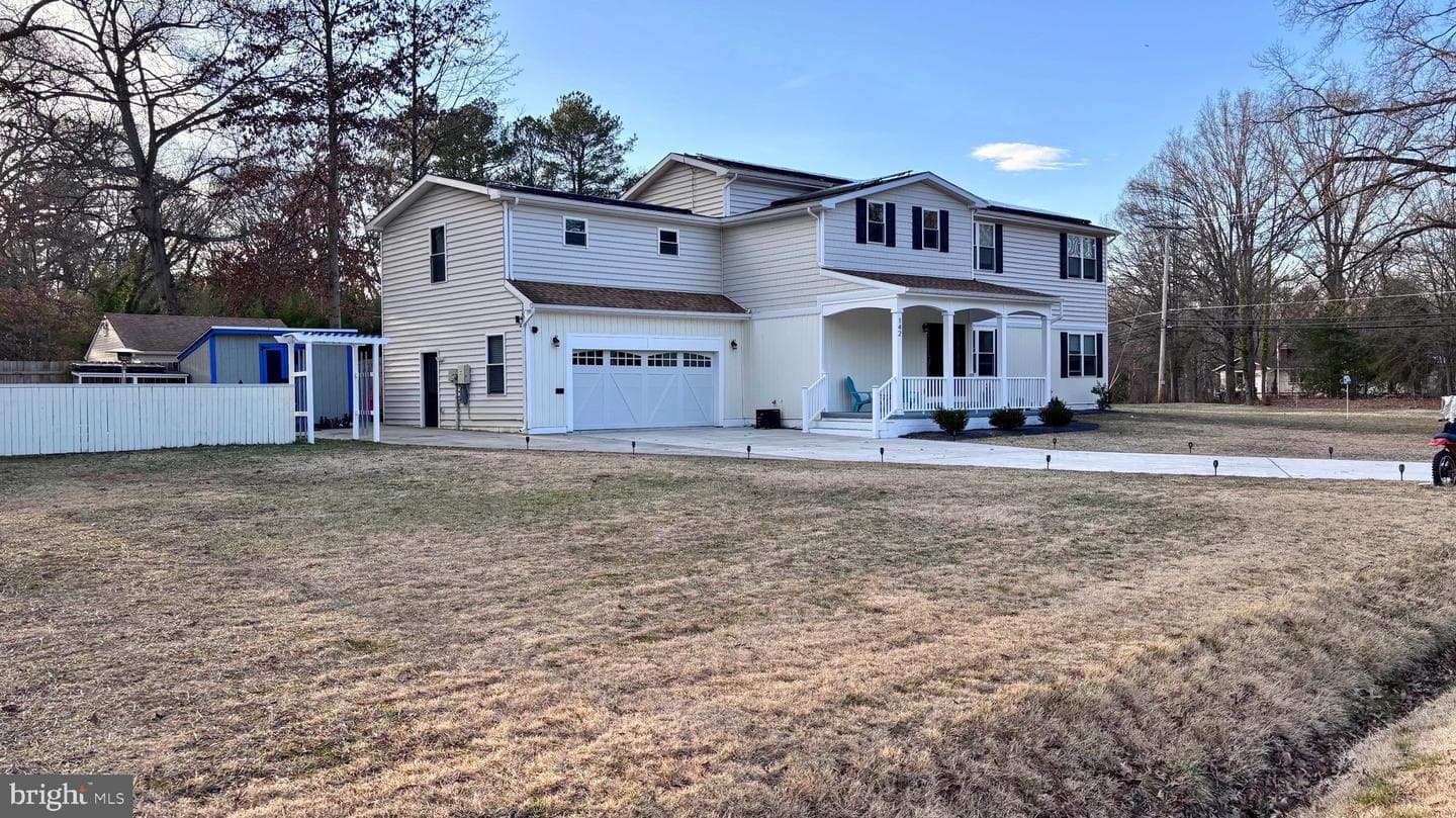142 Farmington Road W photo 3