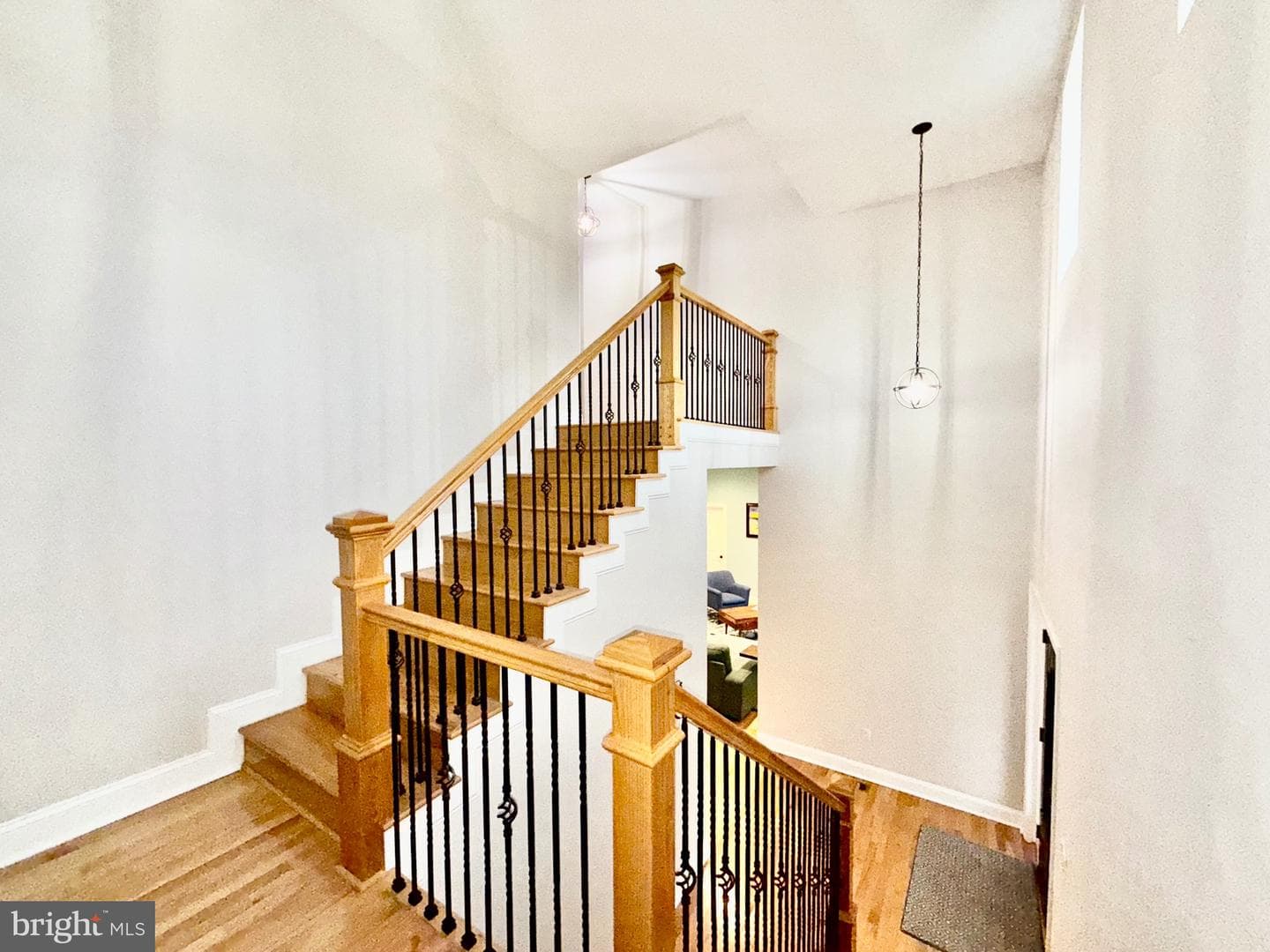 142 Farmington Road W photo 56