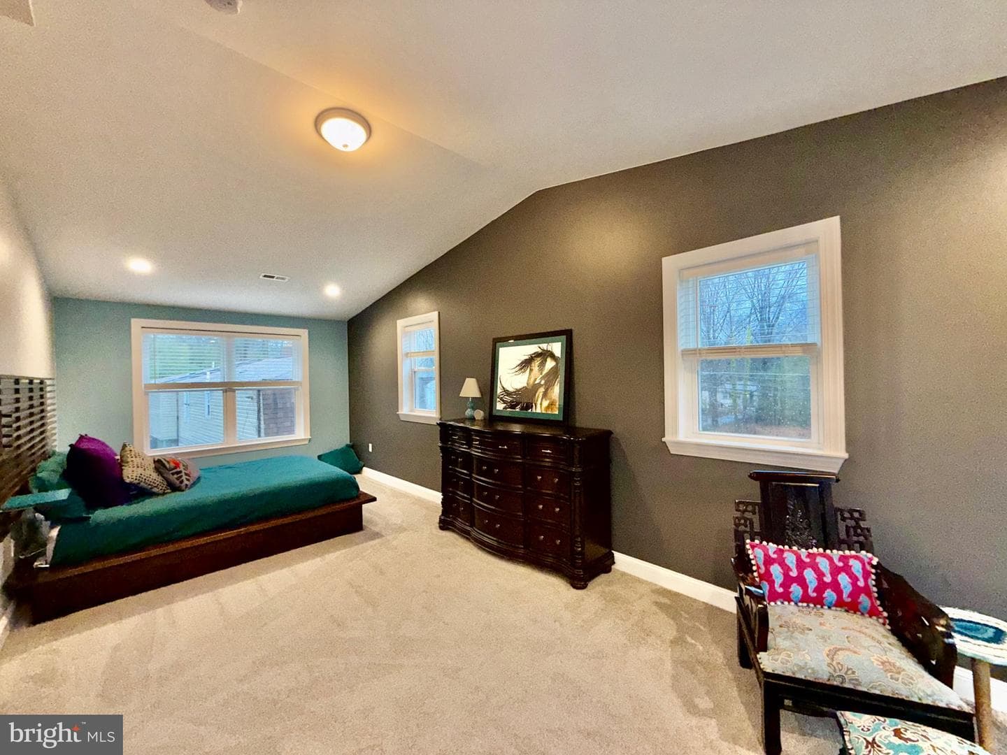 142 Farmington Road W photo 72