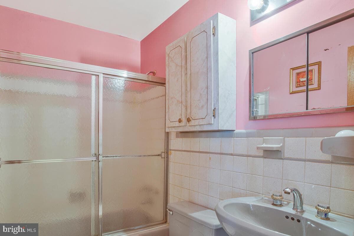 4513 Cedell Place photo 22