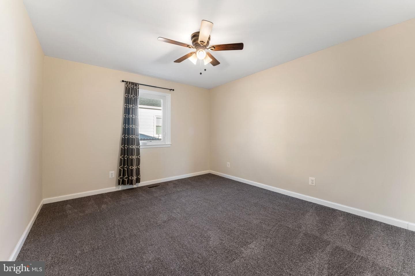 5705 31st Avenue photo 17