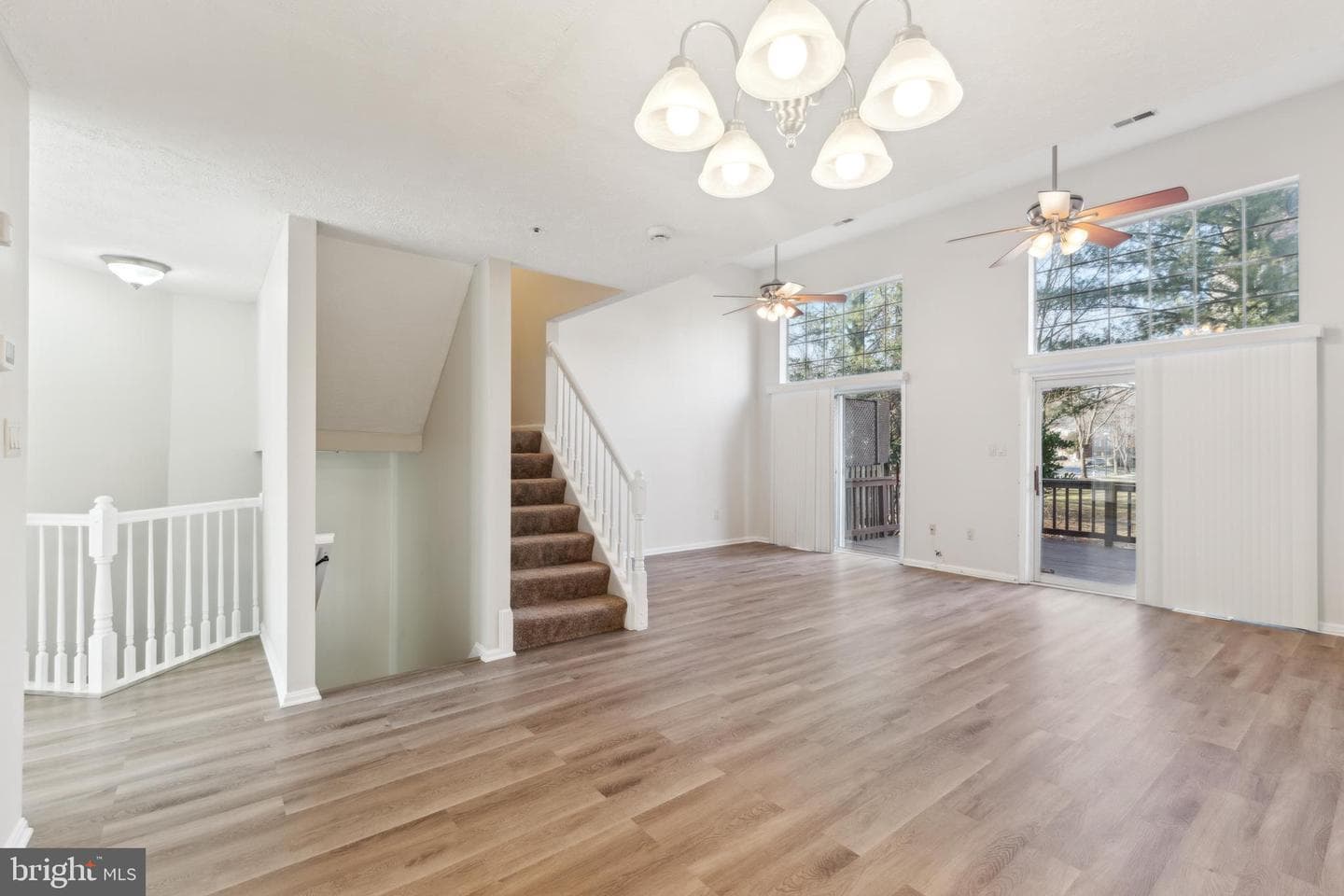 5904 Grenfell Loop photo 4