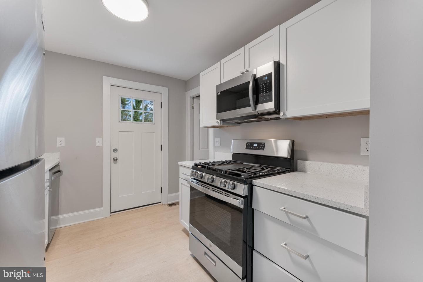 5807 40th Avenue photo 13