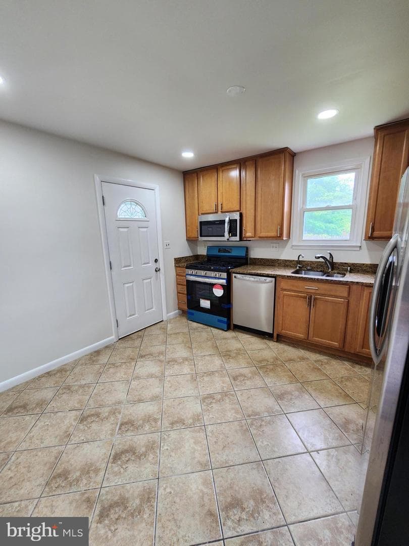 302 Brockton Road photo 9