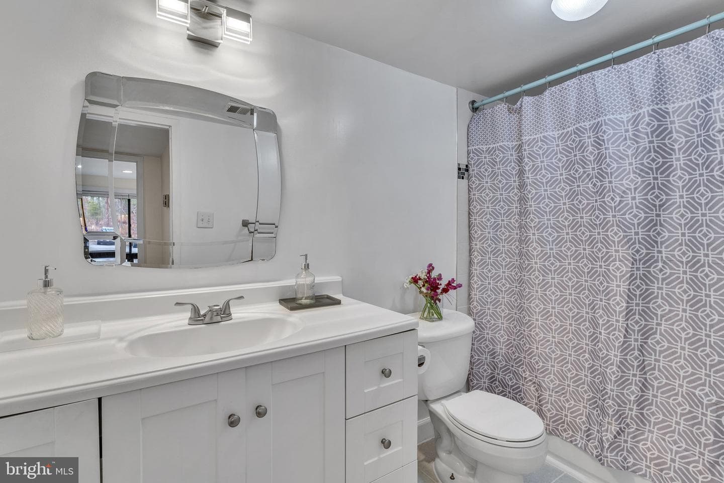 8453 Greenbelt Road #102 photo 10