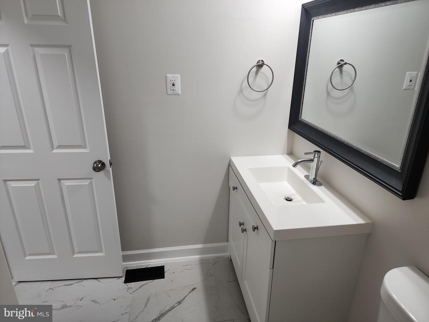12218 Westmont Lane photo 14