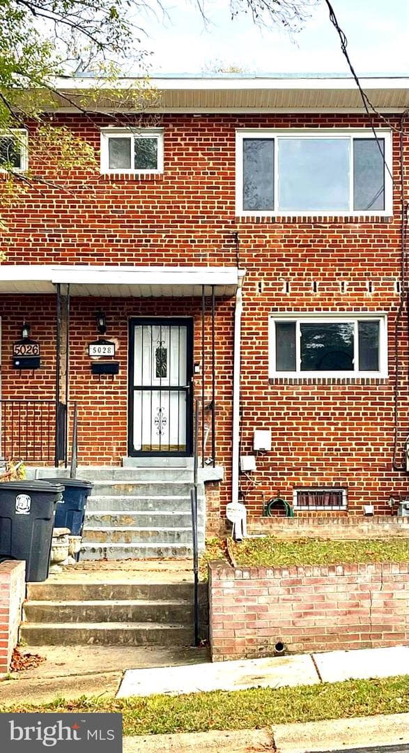 5028 Roseld Court photo 1