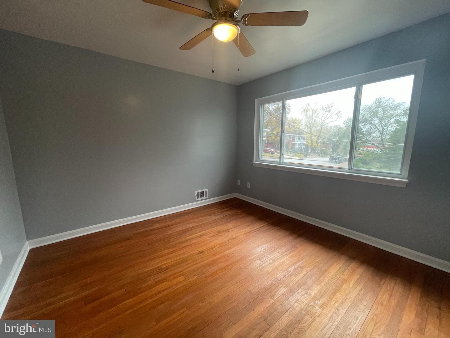 5028 Roseld Court photo 11