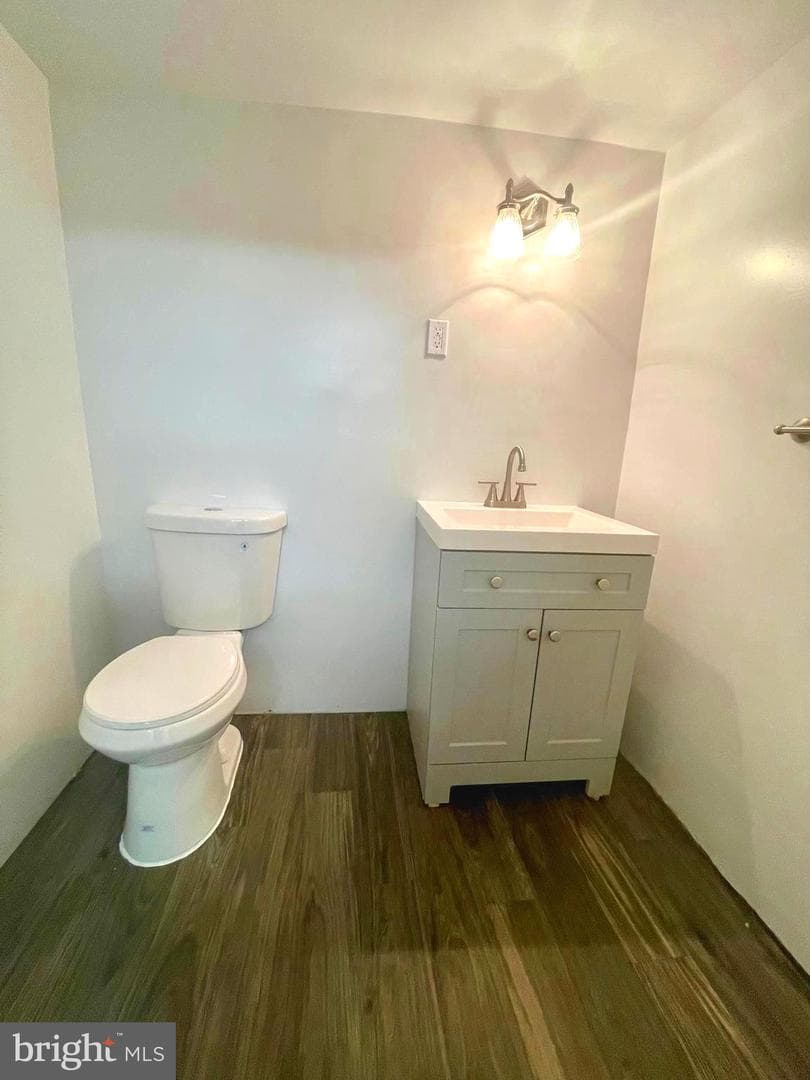 5028 Roseld Court photo 21