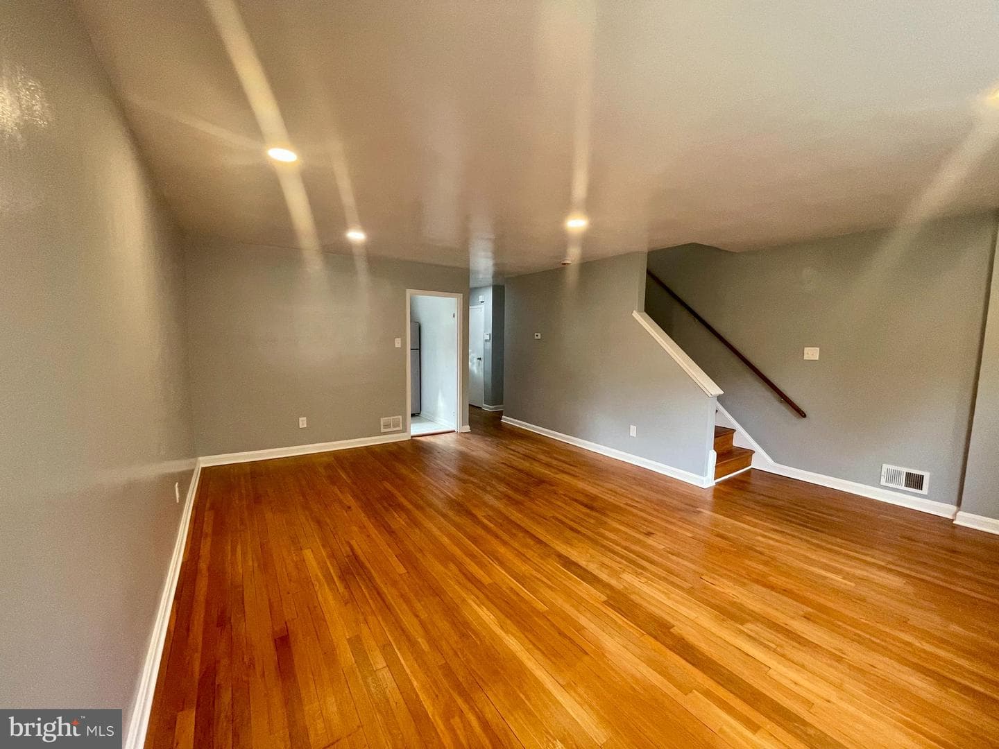 5028 Roseld Court photo 6