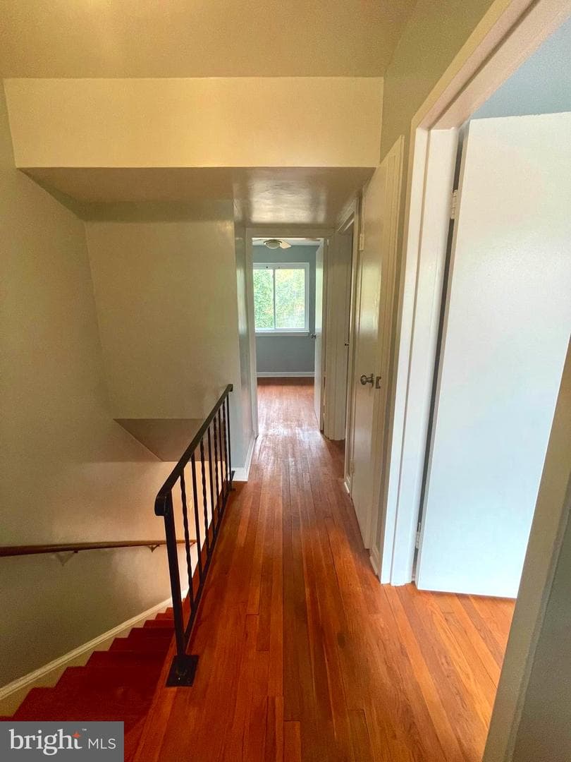 5028 Roseld Court photo 9