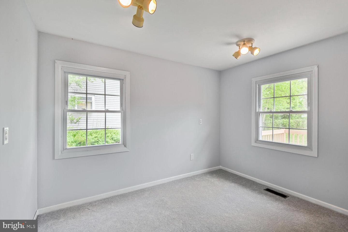 12416 Starlight Lane photo 9