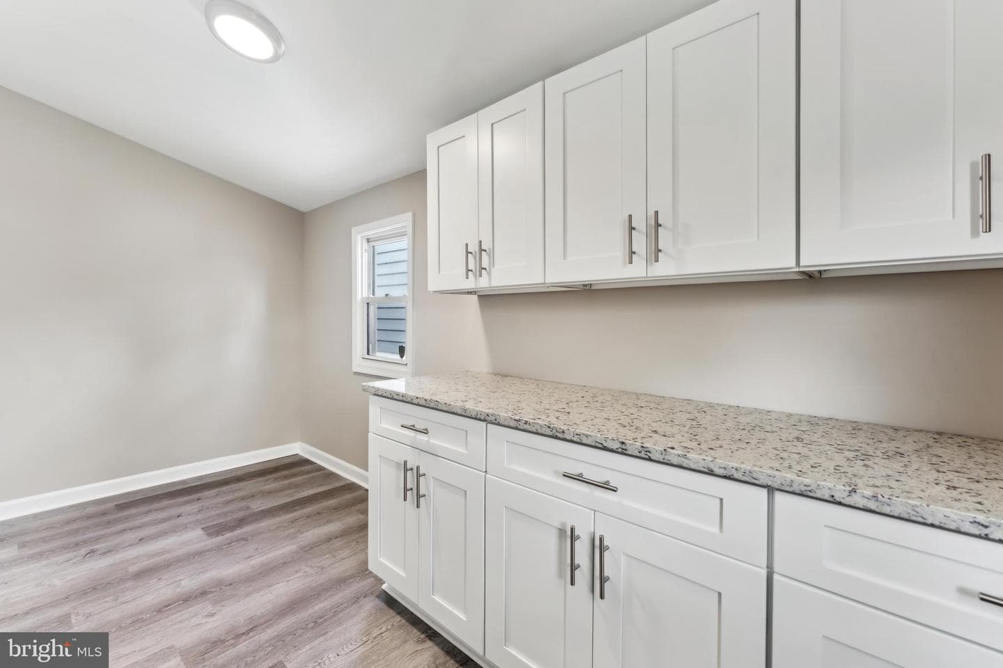 11 Akin Avenue photo 8