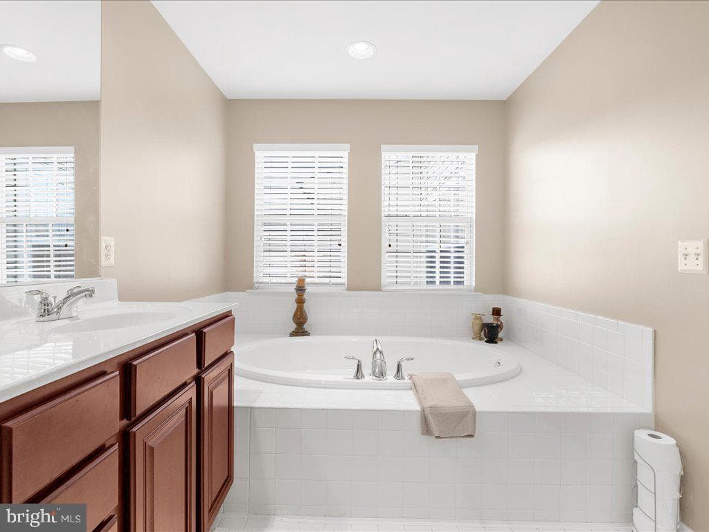 5102 Mount Oaks Sanctuary Drive photo 29