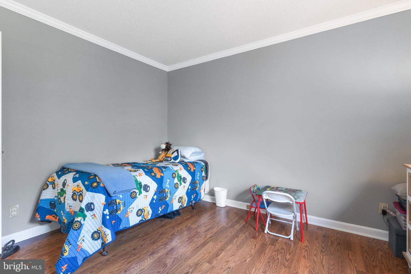 8110 Thornfield Terrace photo 29