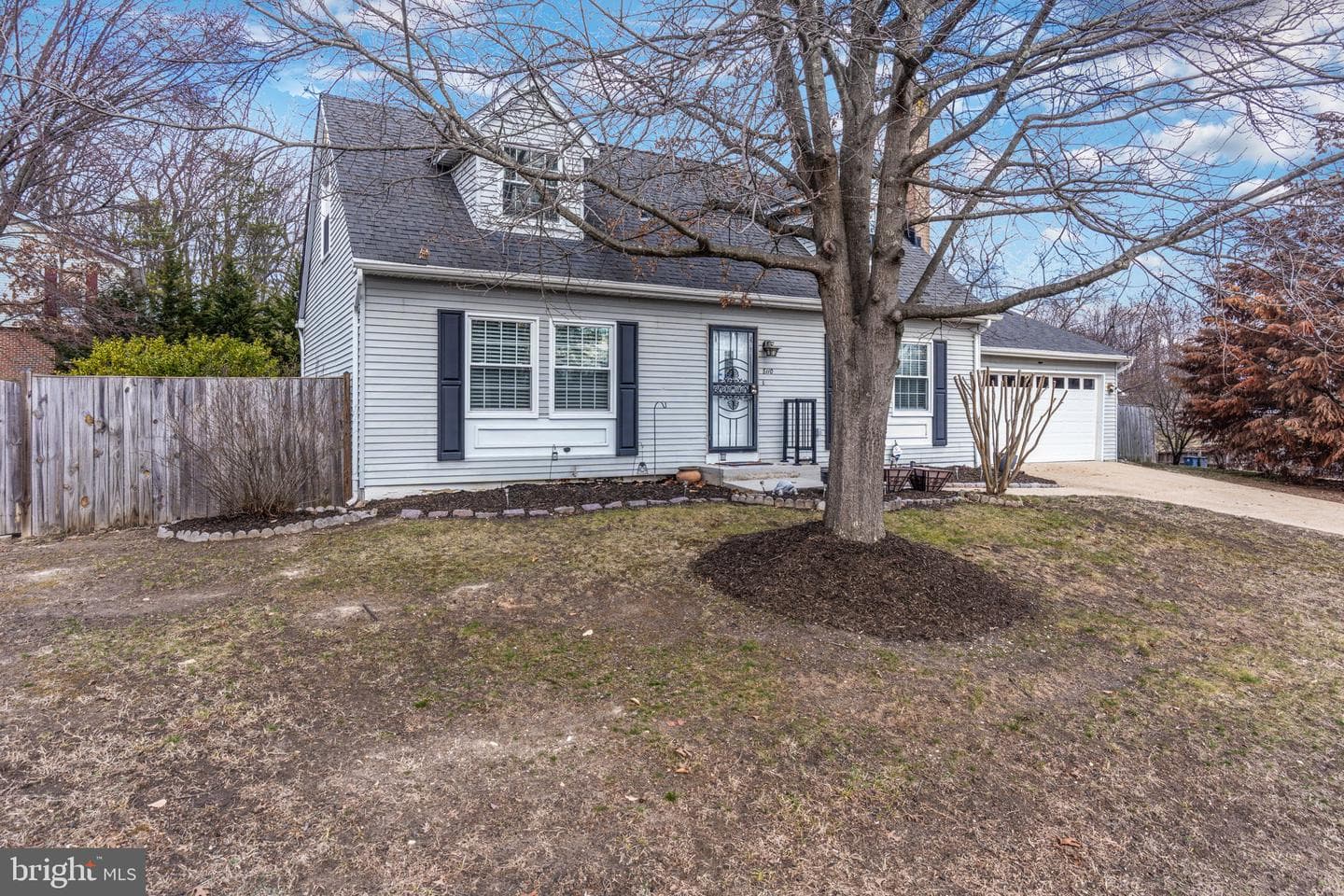 8110 Thornfield Terrace photo 3