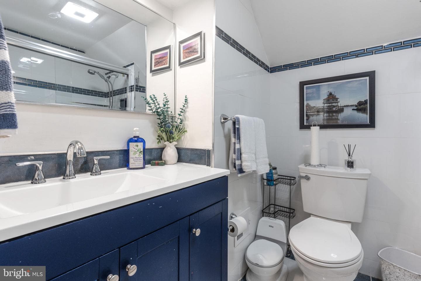 8110 Thornfield Terrace photo 32