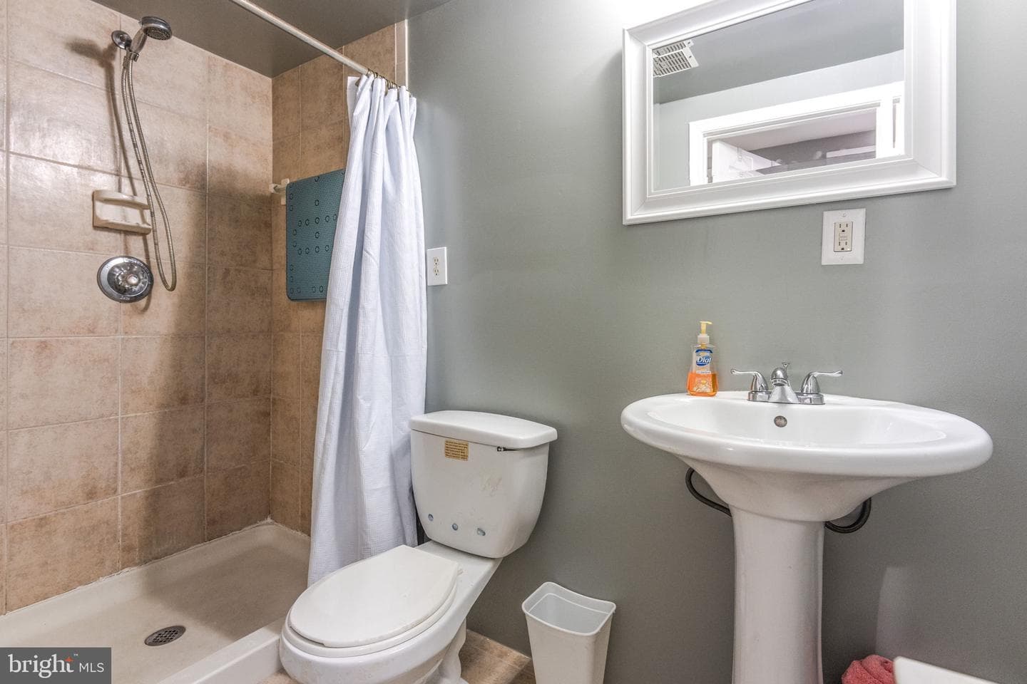 8110 Thornfield Terrace photo 40