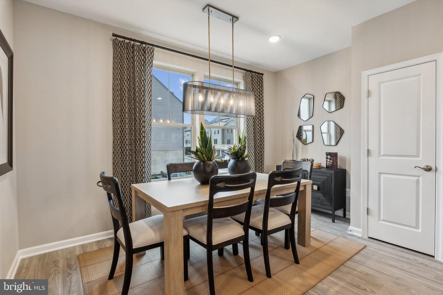 16906 Saint William Way photo 9