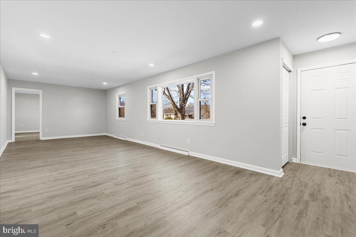 8501 Oak Drive photo 4