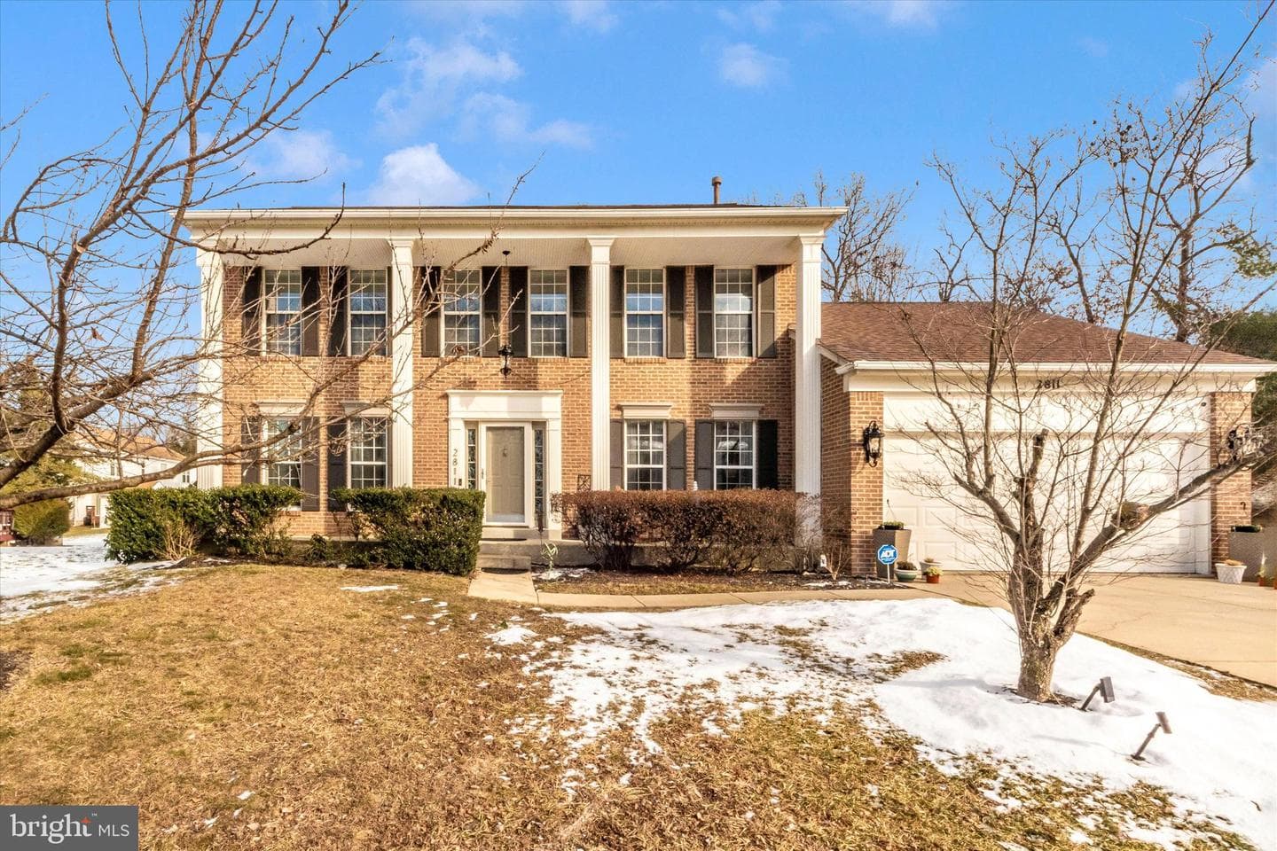 2811 Falling Brook photo 1