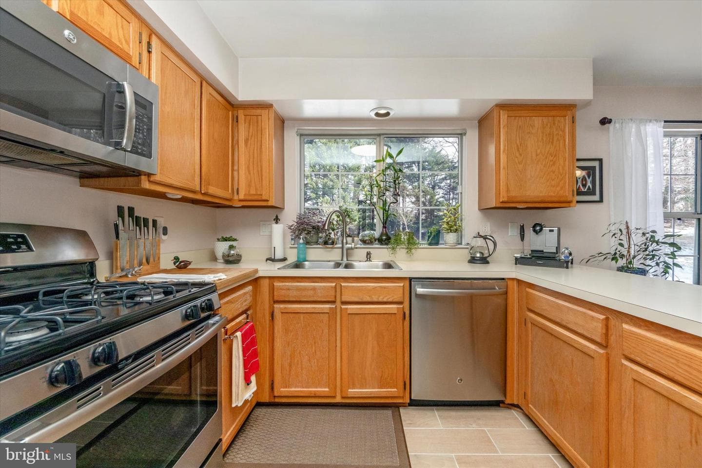 2811 Falling Brook photo 16