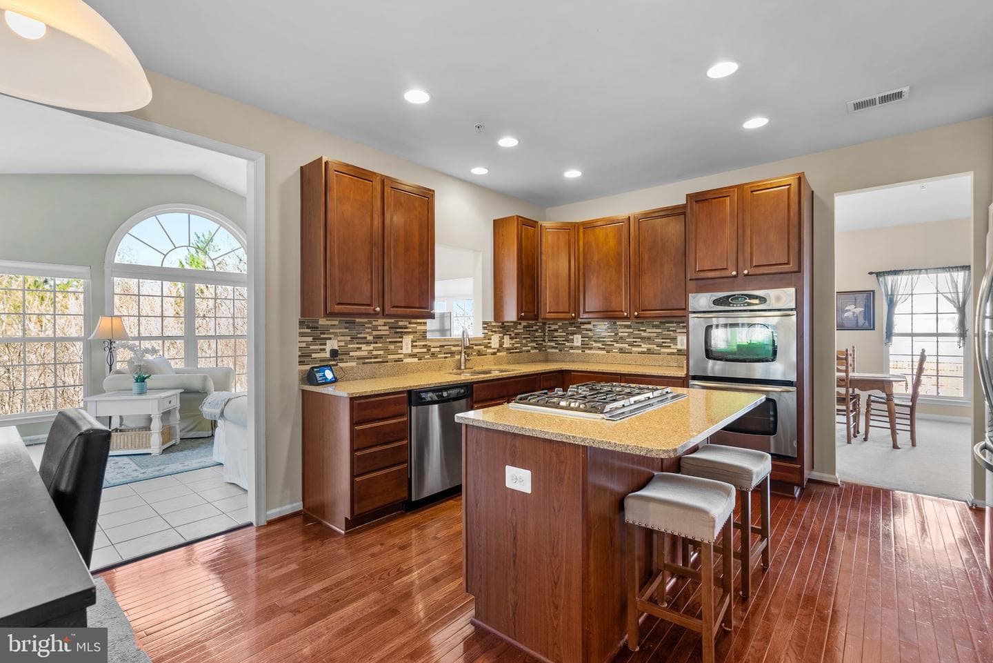 15422 Symondsbury Way photo 11