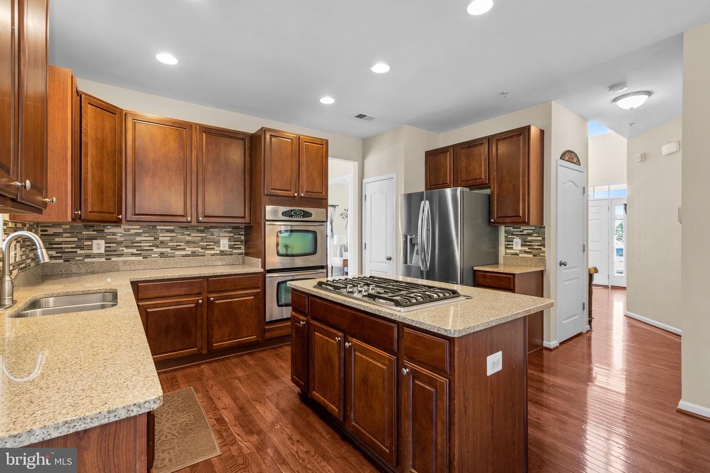15422 Symondsbury Way photo 12
