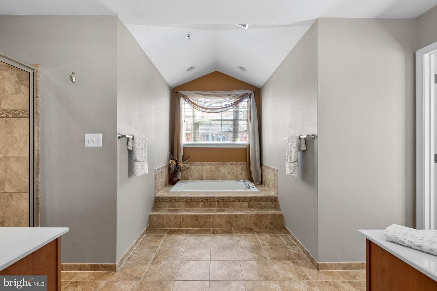 15422 Symondsbury Way photo 26