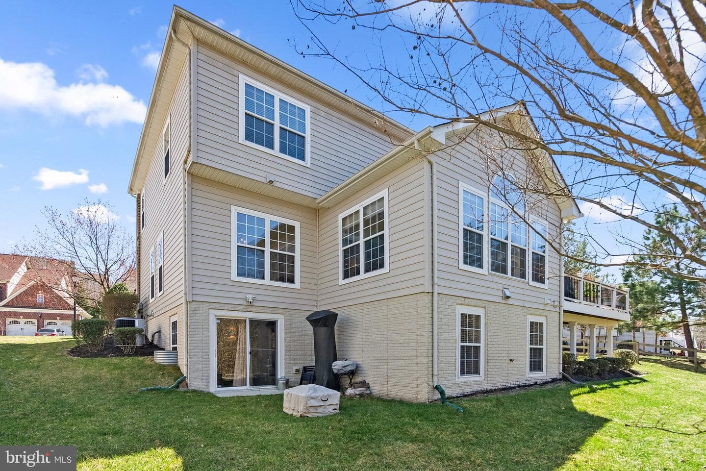 15422 Symondsbury Way photo 57