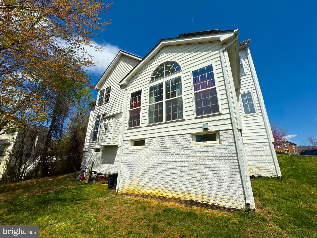 7701 Kirklee Court photo 4