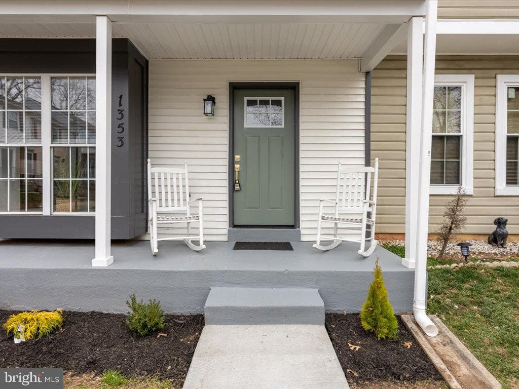 1353 Nalley Terrace photo 4