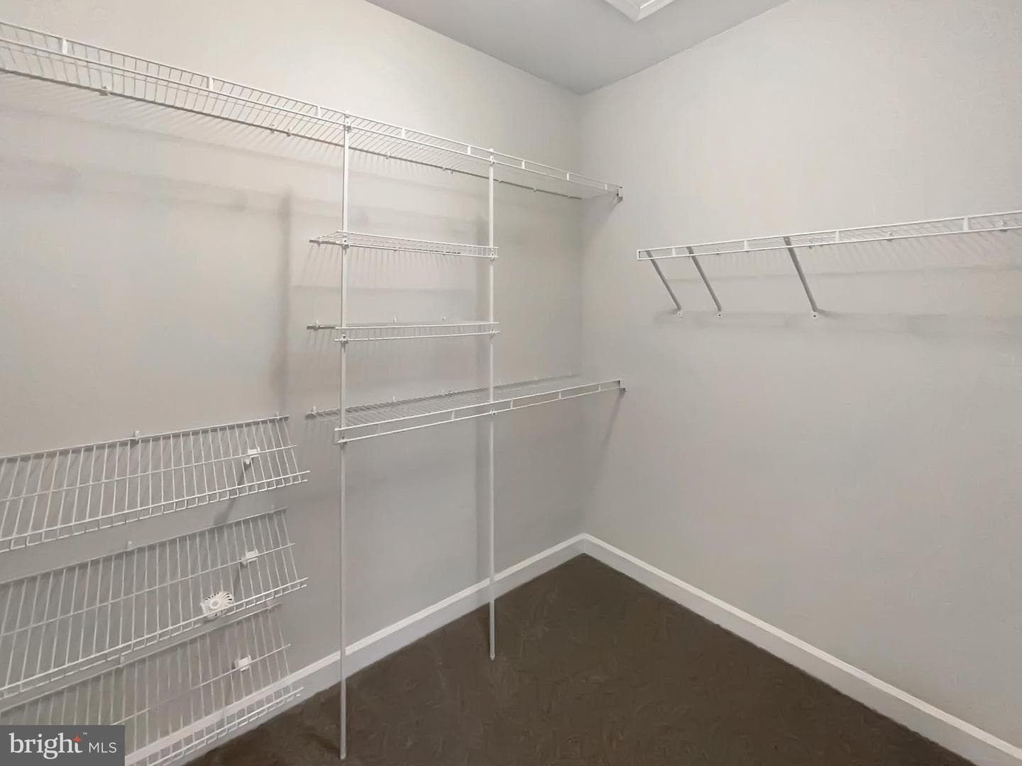 7208 Wood Pond Circle photo 14