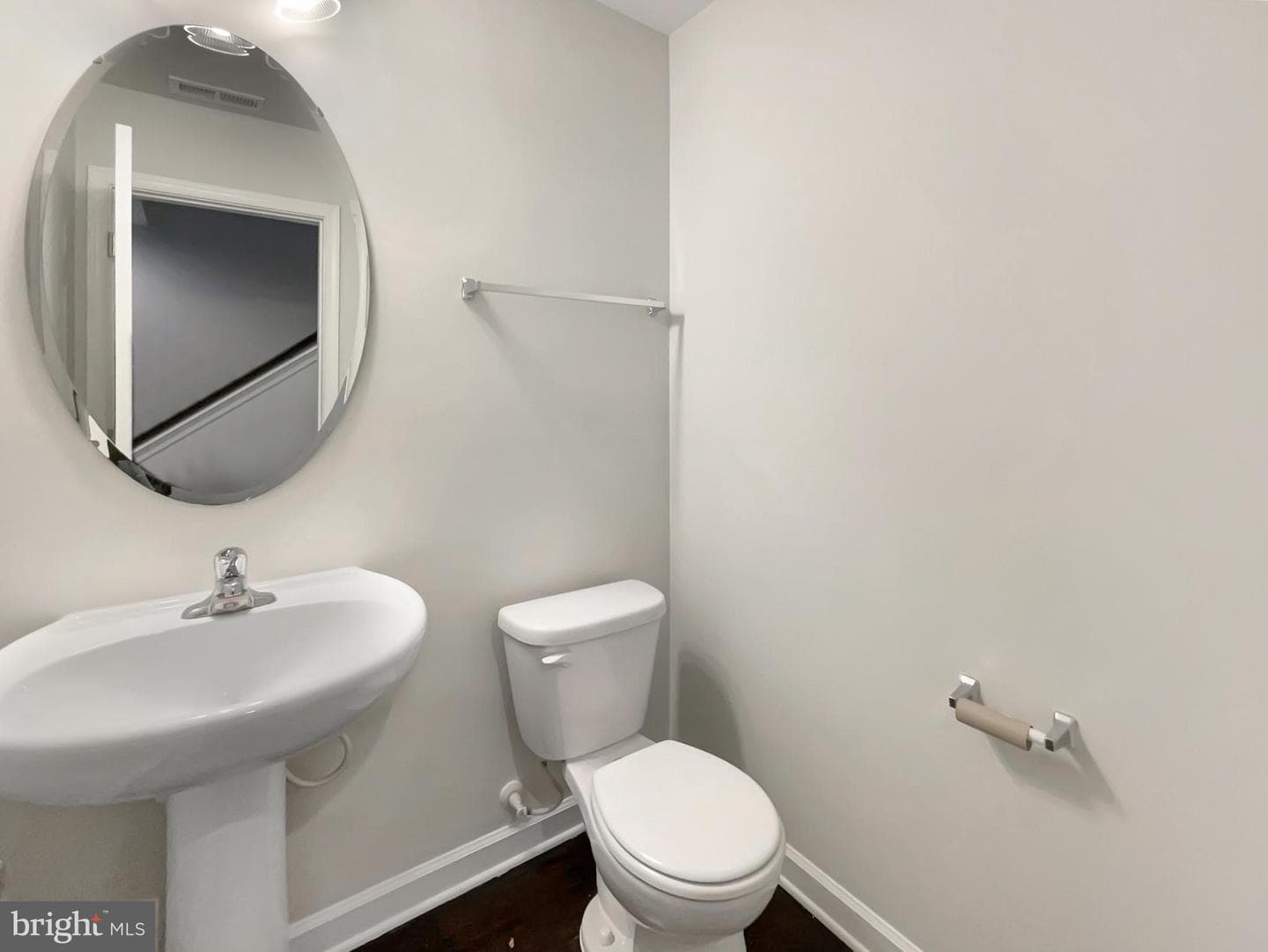 7208 Wood Pond Circle photo 9