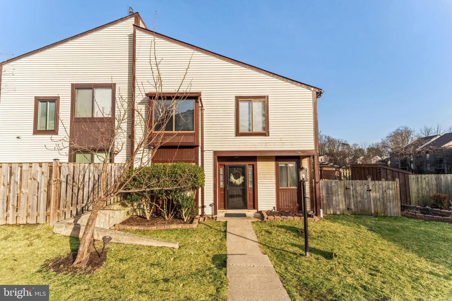 15811 Deer Creek Court photo 1