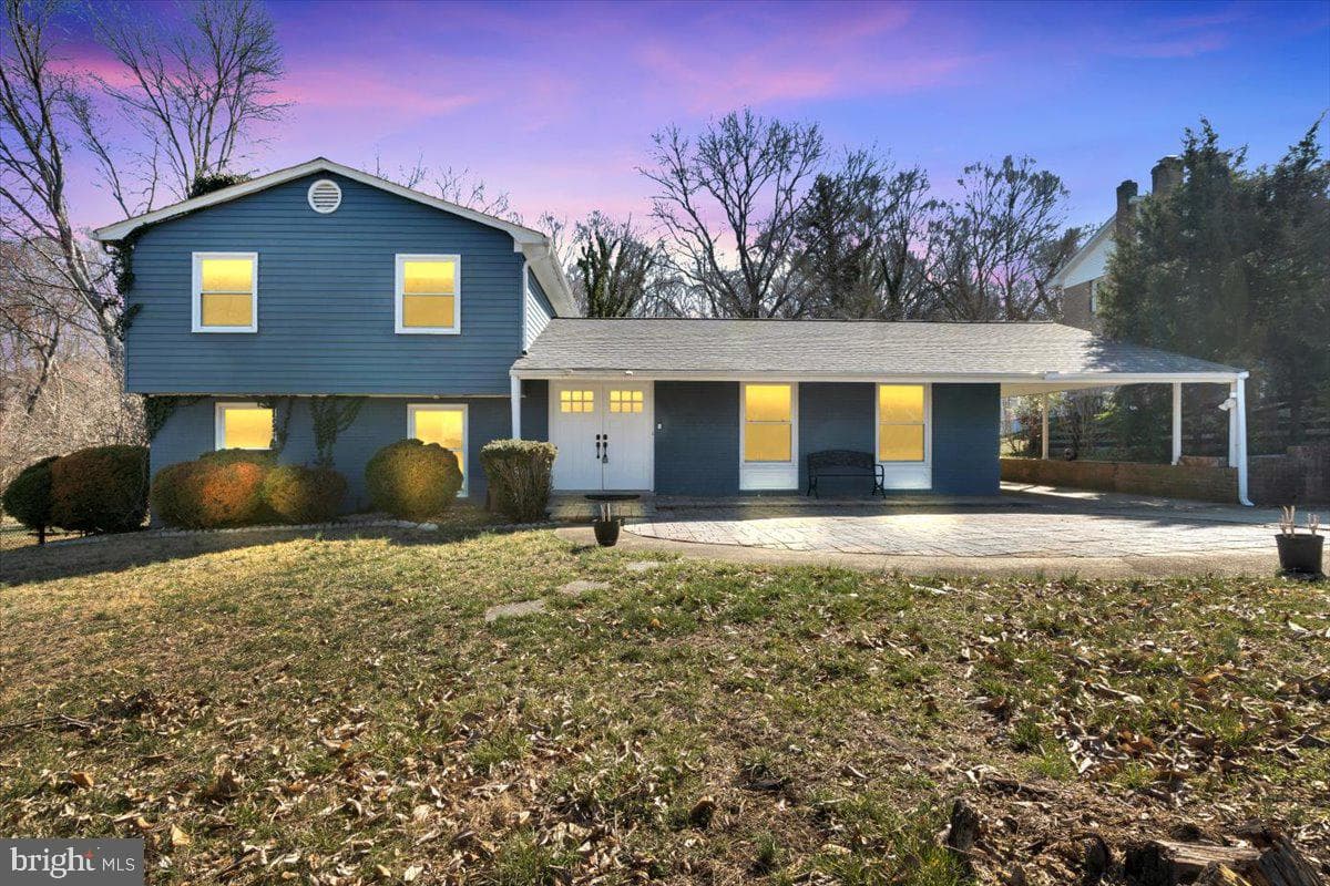 10814 Hill Top Drive photo 2