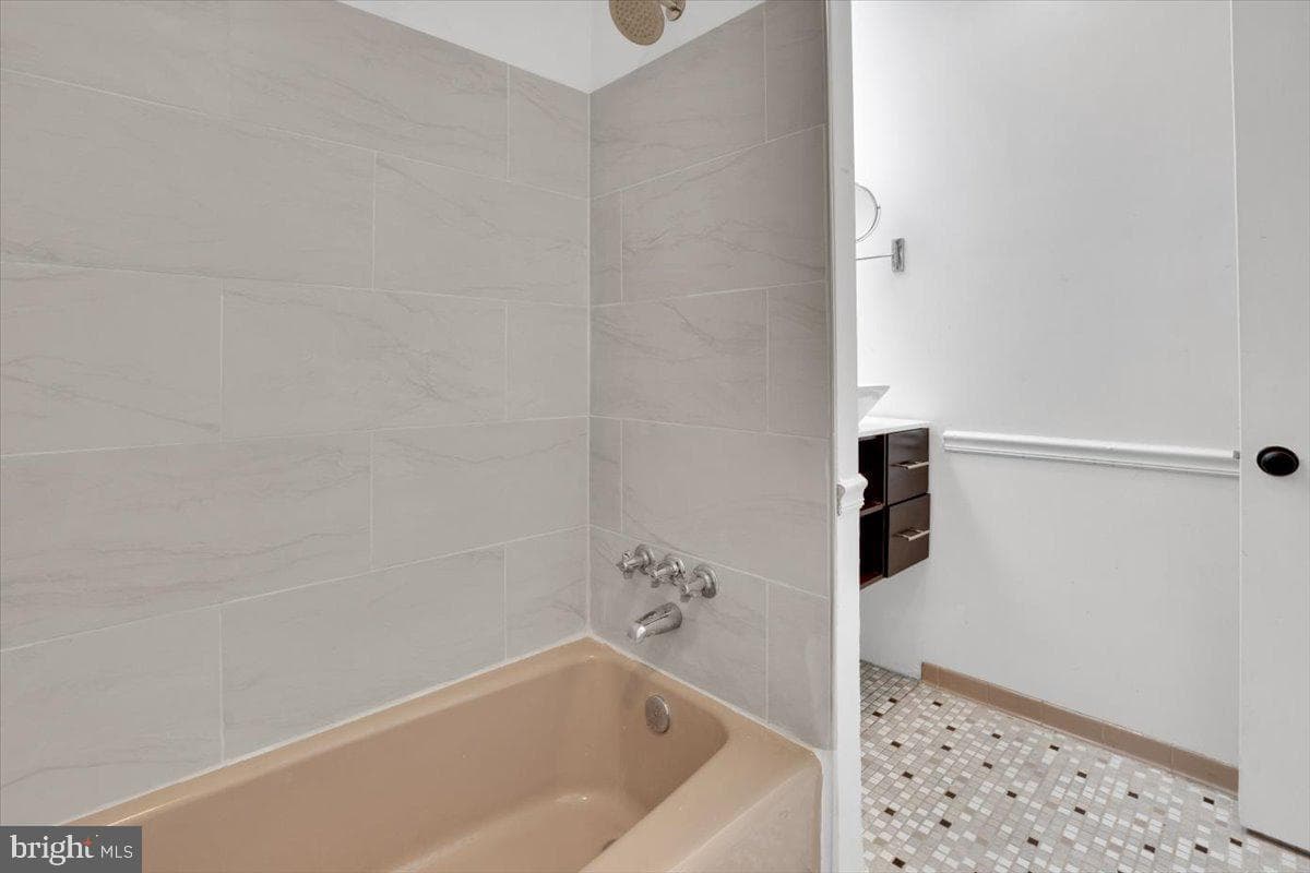 10814 Hill Top Drive photo 40