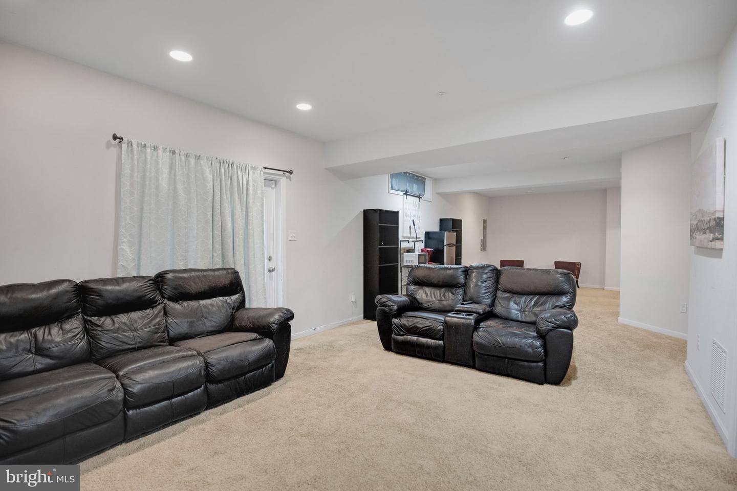 9619 Byward Boulevard photo 36