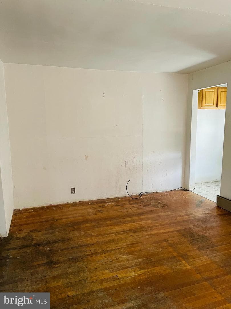 18310 Queen Anne Road photo 5