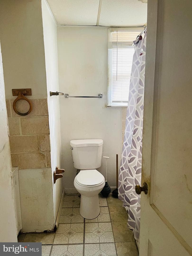 18310 Queen Anne Road photo 6