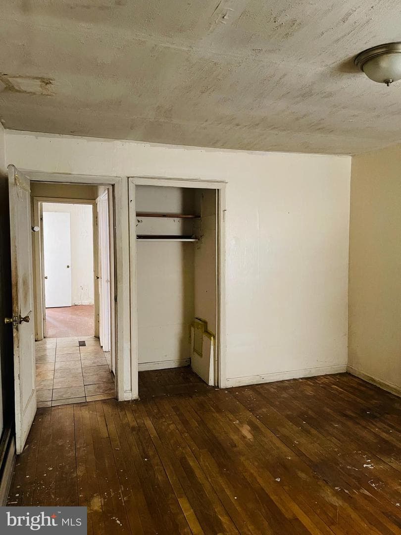 18310 Queen Anne Road photo 9