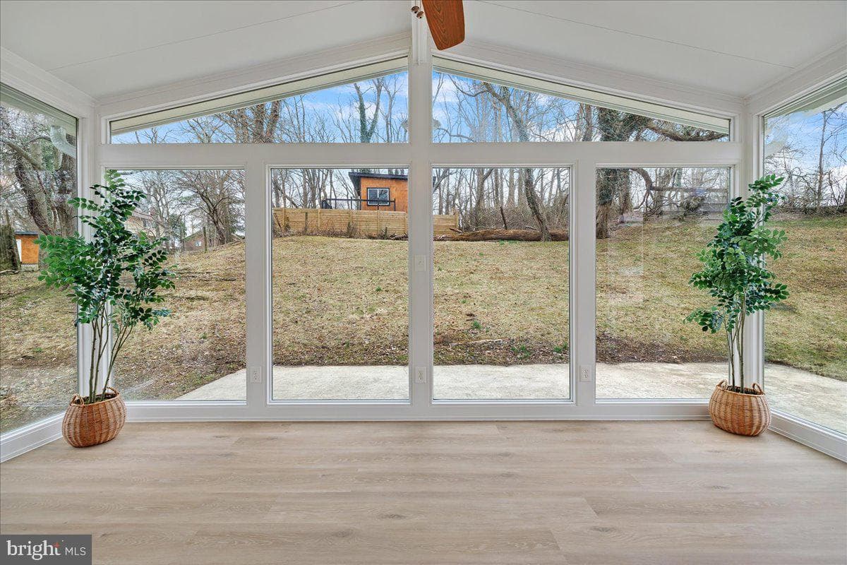 10703 Woodlawn Boulevard photo 17